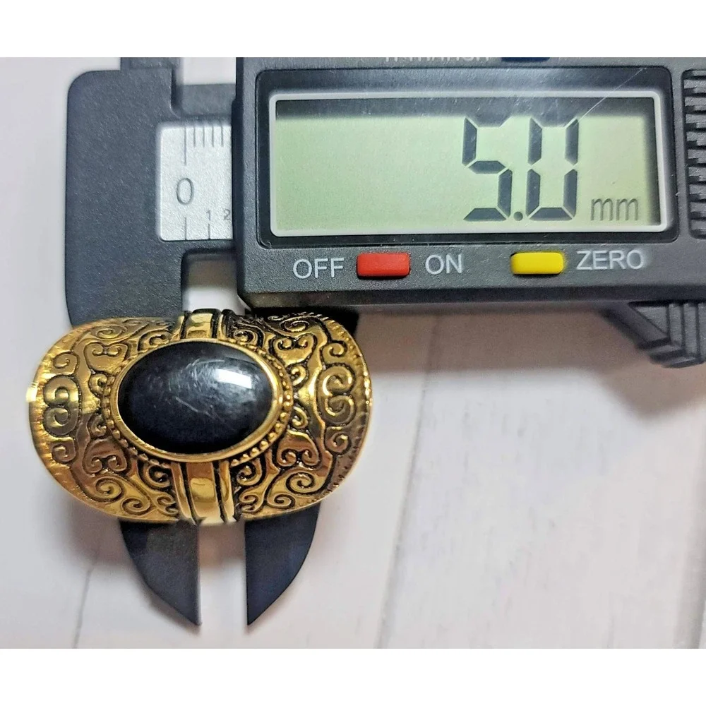 Gold Tone SS Black Cabochon Cocktail Ring Womens Size 5.75 Oval Scroll Statement
